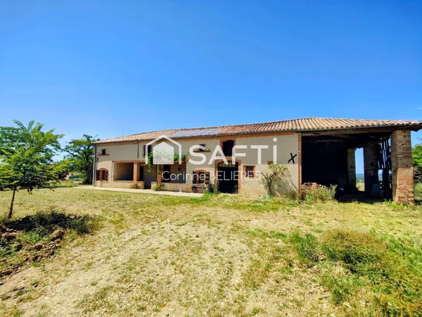 Ancien corps de ferme de 210m² dans un environnement calme