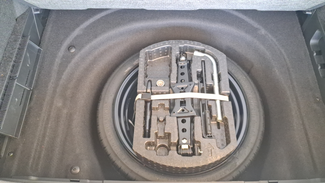 Volkswagen Passat 1.5 eTSI OPF 150 DSG7 — photo 15