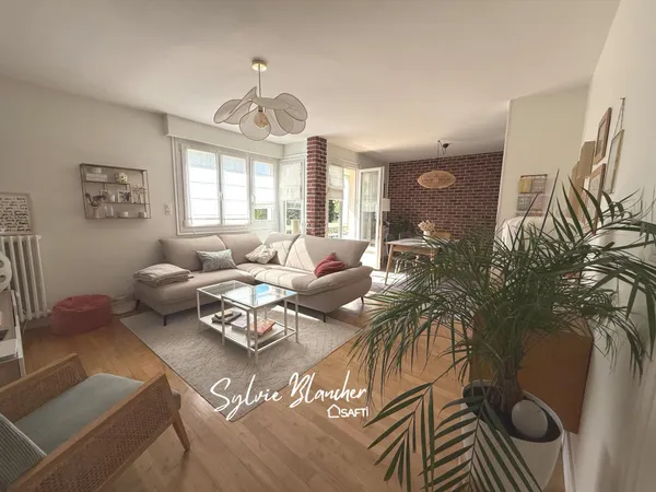 APPARTEMENT 98 M2 - 4 CHAMBRES - CAVE - GRENIER - PARKING