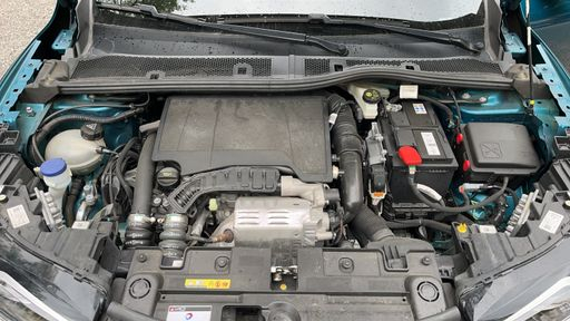 DS DS3 Crossback 1.2 PureTech 130 EAT8 - Opera – 2019 – 39305 km – Essence – Boîte Automatique — photo 34