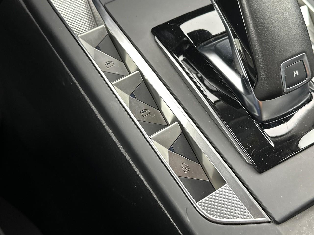 Ds Ds 3 crossback puretech 130 eat8 connected chic — photo 30