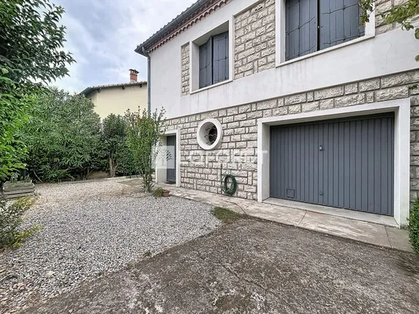 À Louer - Secteur SAINT-CLEOPHAS - Maison 91 m²