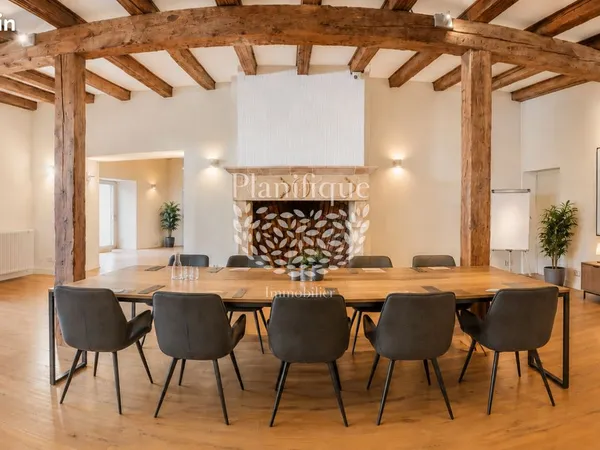 Appartement 4 pièces 168 m²
