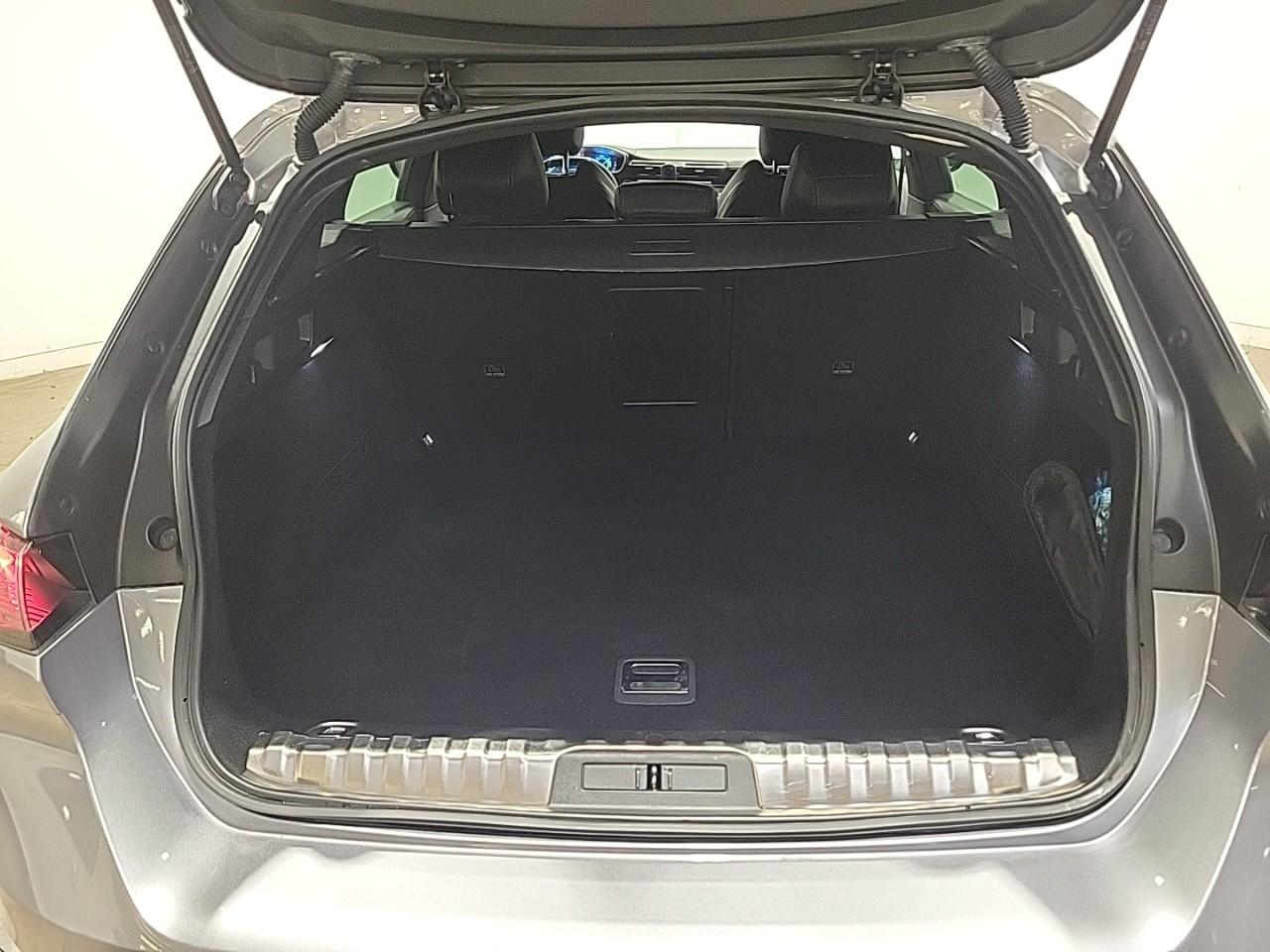 Peugeot 508 sw hybrid 225 e-eat8 gt — photo 14