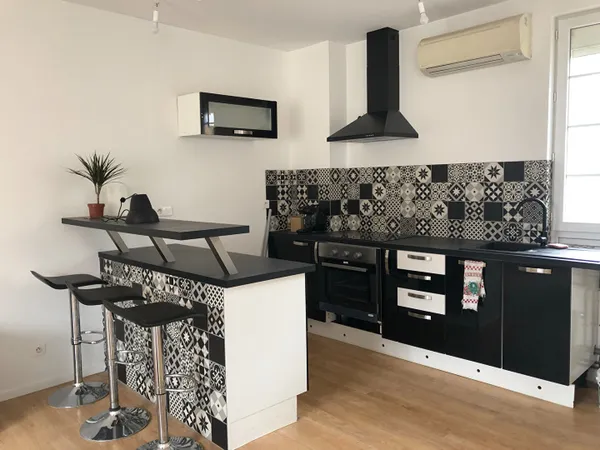 Beau meublé 90 m ² à Gardonne