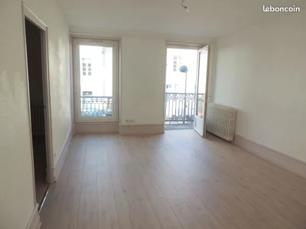 Appartement T3/4 Tournon Centre 80 m2