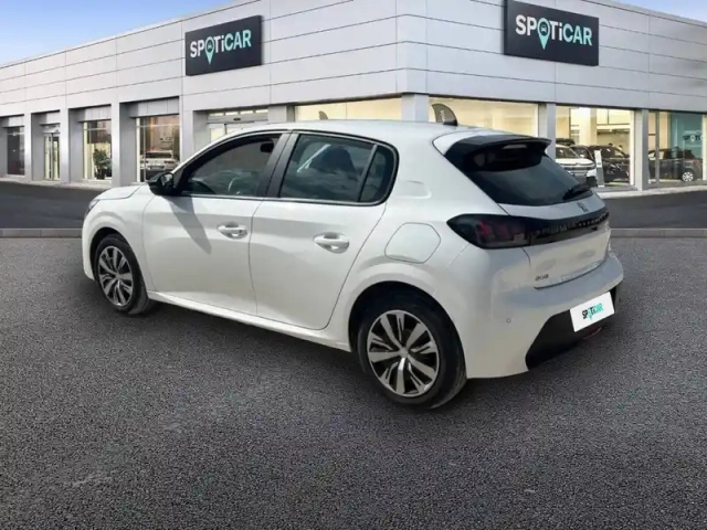 Peugeot 208 puretech 100 s&amp;s bvm6 — photo 10