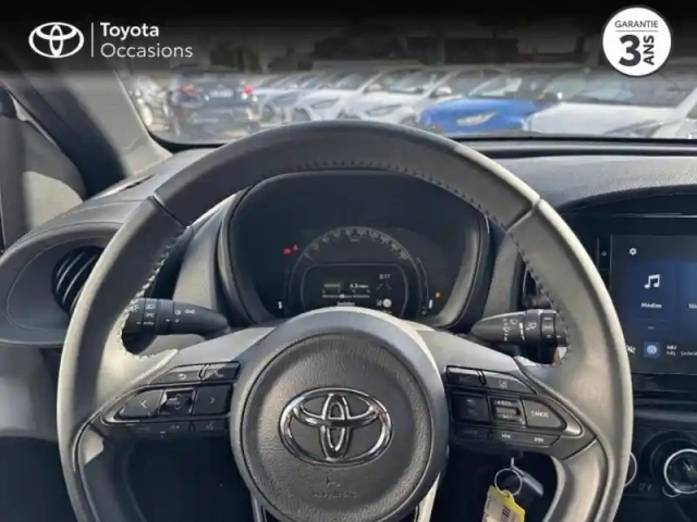 Toyota Aygo X 1.0 vvt-i 72ch dynamic my24 — photo 13