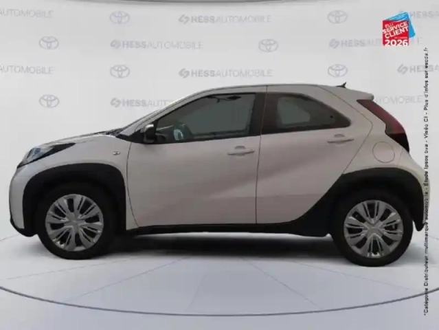Toyota Aygo X 1.0 vvt-i 72ch dynamic my24 — photo 9