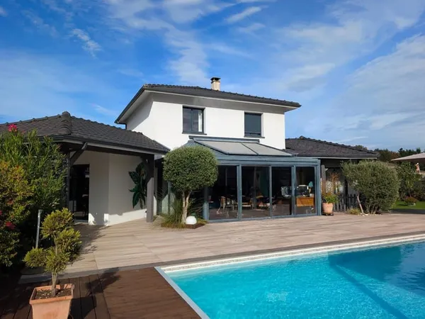 Maison à vendre 6 pièces MIOS (33) proche MARCHEPRIME