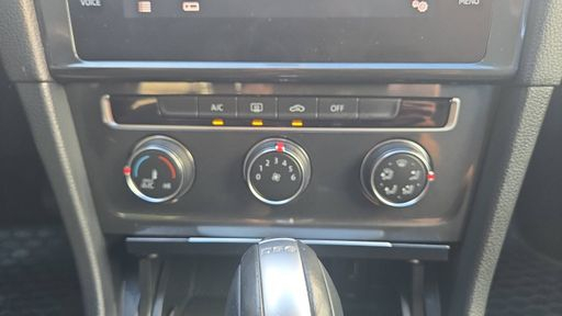 Volkswagen Golf 1.5 TSI EVO 130 DSG7 - Confortline – 2019 – 98336 km – Essence – Boîte Automatique — photo 32