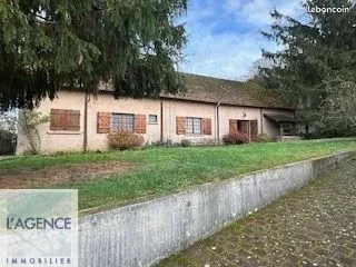 Maison 8 pièces 194 m²