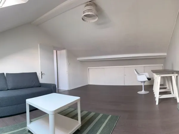 Appartement meublé 2 pièces très bon état et toutes commodités à proximité