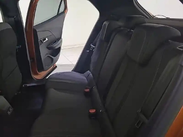 Peugeot 2008 puretech 130 s&amp;s bvm6 — photo 34