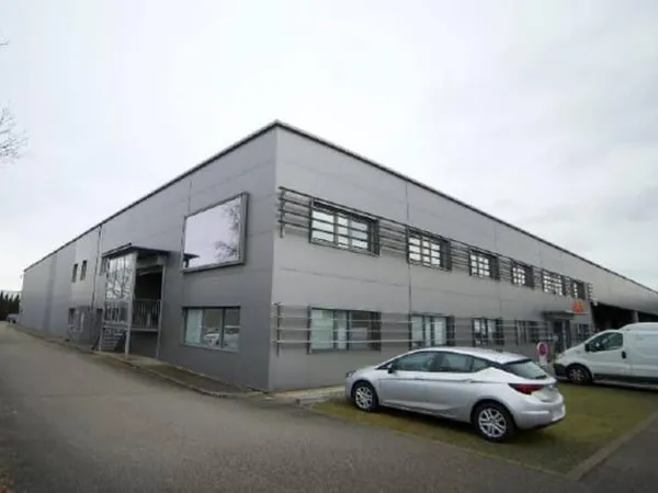 Local d'activité 4176 m²