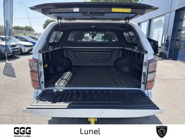 Isuzu D-Max n60 crew cab 1.9 164 ch 4x4 a/t — photo 6