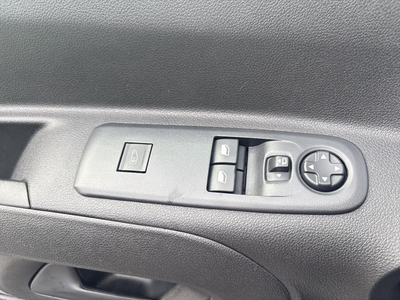 Citroën Berlingo m 650kg bluehdi 100 s&s driver — photo 14