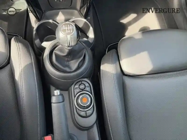 Mini Mini cooper 136ch edition greenwich 115g — photo 15