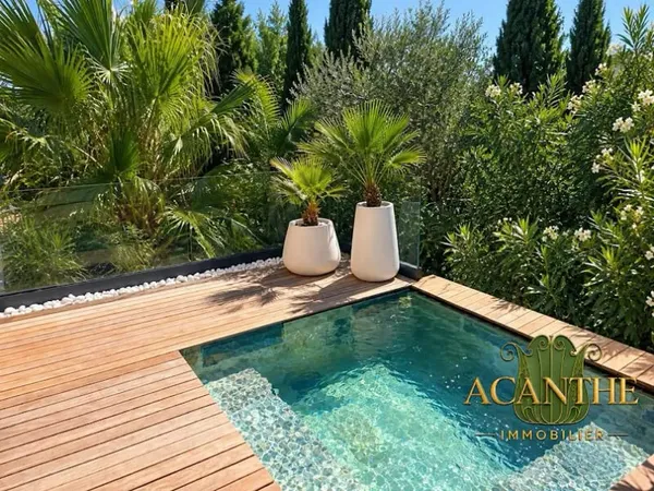 Villa 5 pièces 180 m²