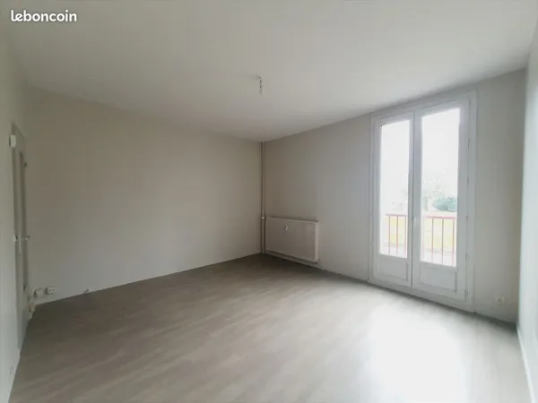 T1 de 38 m² avec belle pièce de vie et cellier
