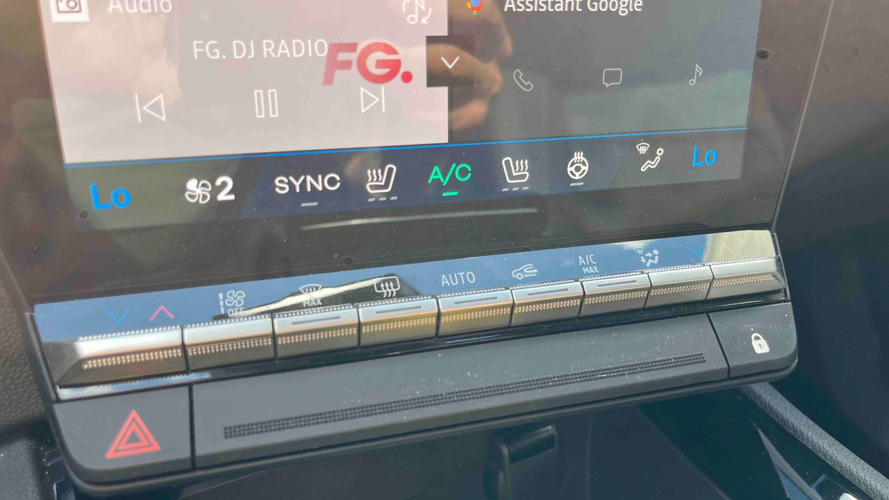 Renault Austral full hybrid E-Tech 200 ch — photo 18