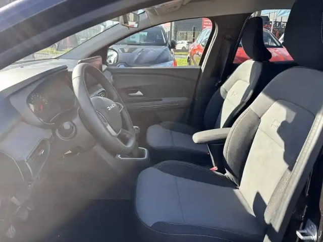 Dacia Jogger eco-g 100 7 places gsr2 — photo 62