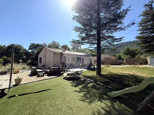 Maison de luxe 4 pièces 93 m²