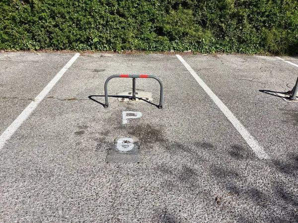 Parking 13 m²