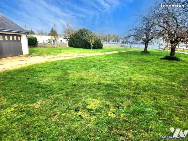 Terrain 800 m² JOUE LES TOURS