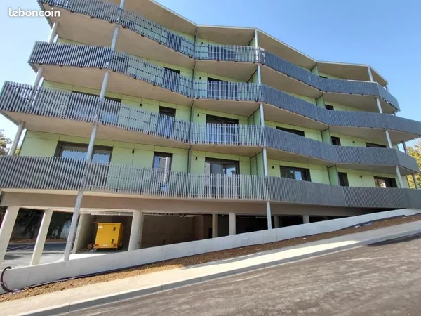Studio 1 pièce 21 m²