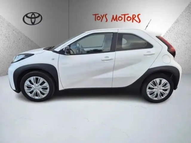 Toyota Aygo 1.0 vvt-i 72 dynamic my23 — photo 2