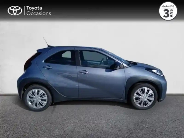 Toyota Aygo X 1.0 vvt-i 72ch dynamic my24 — photo 3