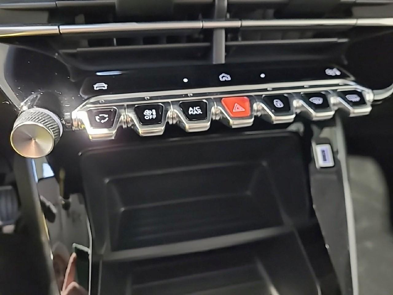 Peugeot 208 puretech 100 s&s bvm6 active — photo 19