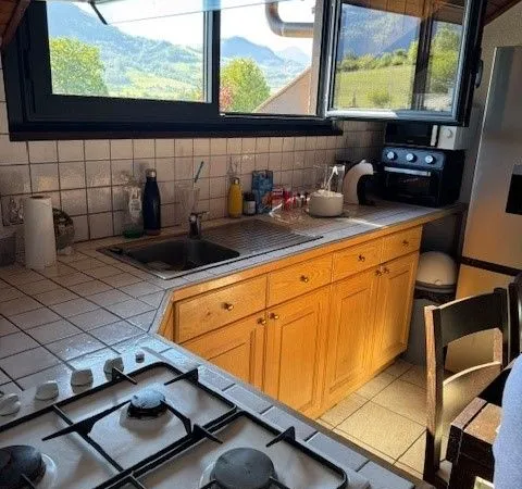 VIUZ-EN-SALLAZ 74250, PETIT F2 EN DERNIER ETAGE SOUS COMBLES rnier étage sous combles