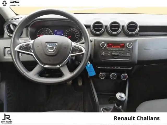Dacia Duster 1.5 blue dci 115ch confort 4x2 — photo 15