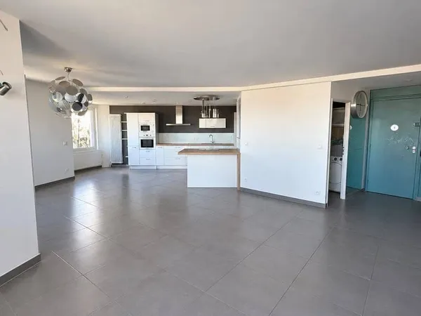 Appartement 3 pièces 98 m²