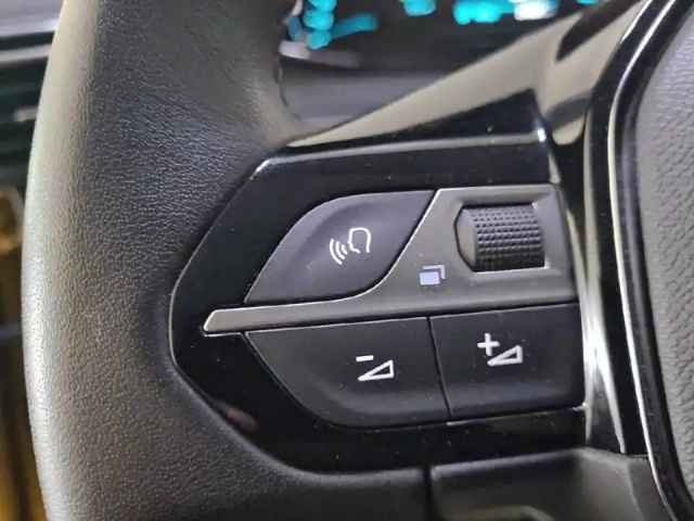 Peugeot 208 electrique 50 kwh 136ch — photo 31