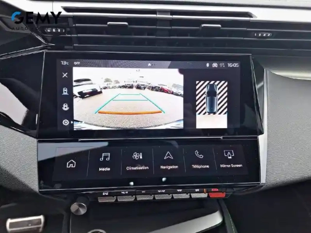 Peugeot 308 phev 180 e-eat8 — photo 14