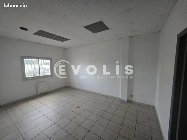 Bureaux 96 m²