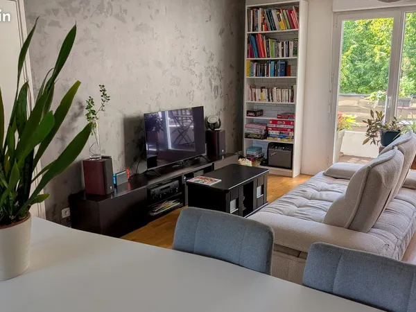 Appartement - 4 pièces - 81 m²