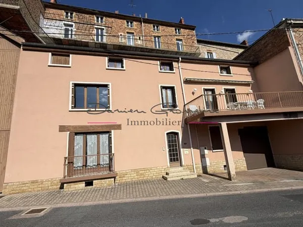 Grande maison 180 m2 habitable avec balcon et dépendance