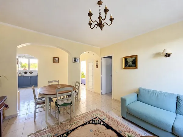 Gleizé - Haute Claire - T3 58.15 m² Carrez, garage et cave