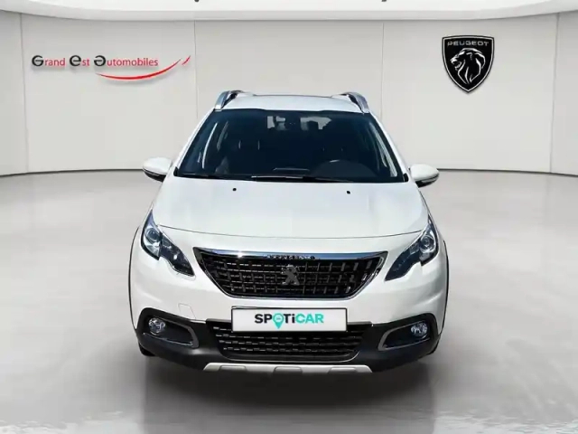 Peugeot 2008 1.2 puretech 110ch e6.c allure s&amp;s eat6 — photo 9