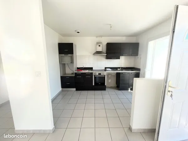 Maison T4 - 90 m² A LOUER