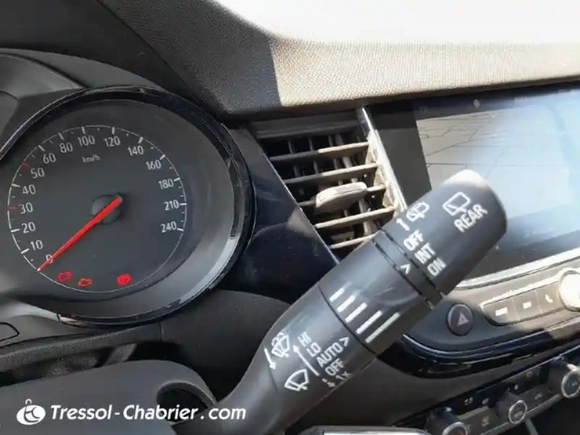 Opel Crossland X 1.2 turbo 110 ch design 120 ans — photo 7