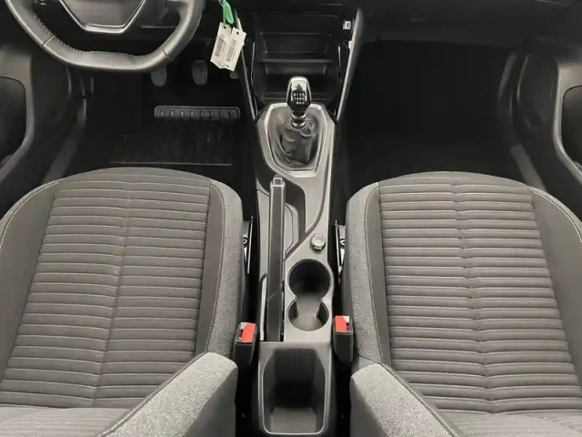 Peugeot 2008 puretech 100 s&amp;s bvm6 — photo 25