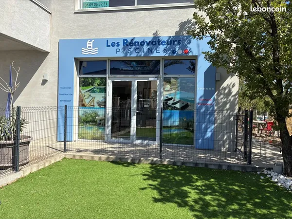 Local commercial 120 m² Fréjus