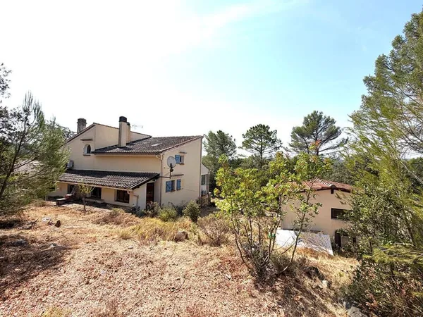 Maison 5 pièces 154 m²