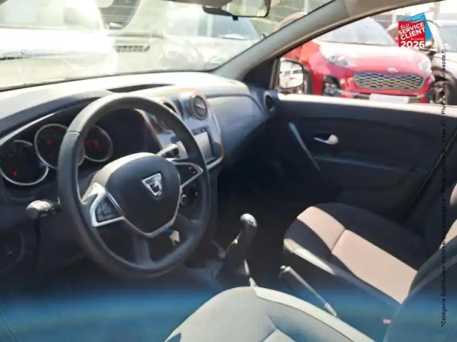 Dacia Sandero 0.9 tce 90ch explorer — photo 15