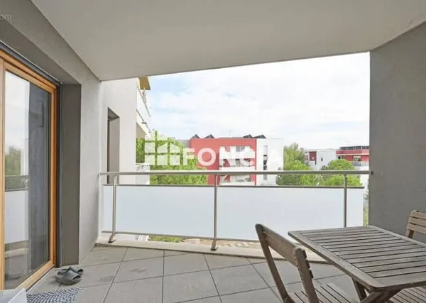 F3 récent dans immeuble bbc secteur ovalie - garage - tram 5